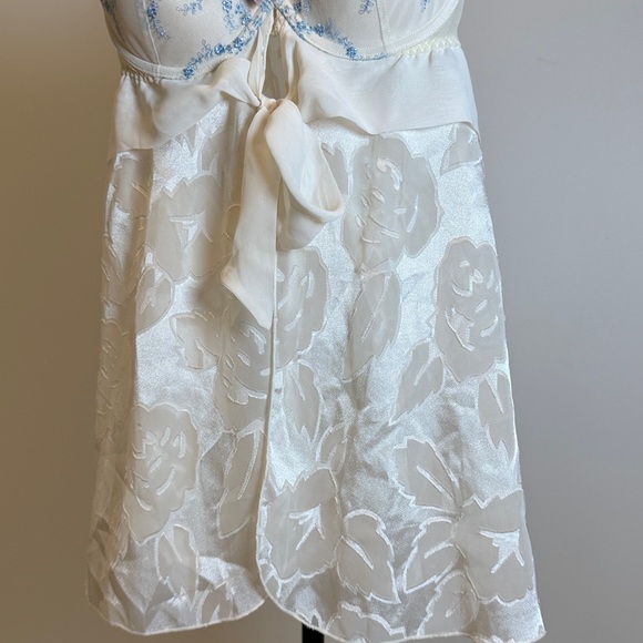 Ivory Satin & Lace Chemise Nightdress with Blue Embroidery - Picture 4 of 7